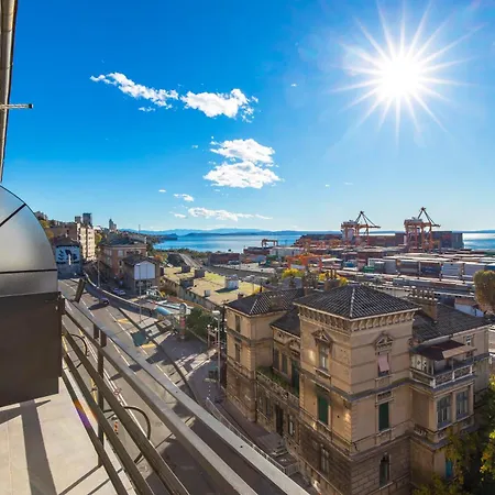 La Fabbrica Apartament